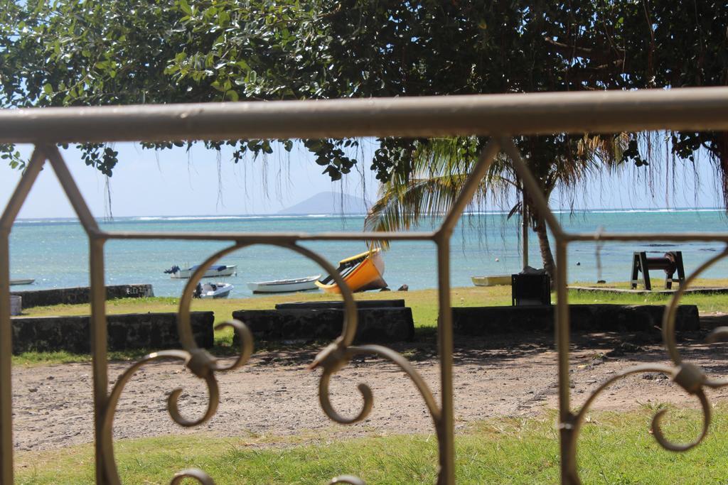 Whynot Mauritius Apartment Grand Gaube Exterior photo